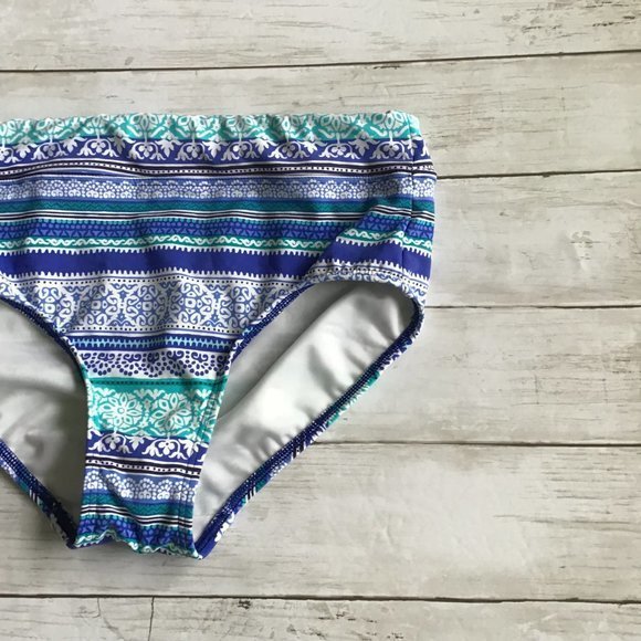 Lands' End Tummy Flattering Swimsuit Bottom . Size 4. - Picture 5 of 8